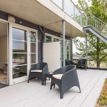 Roompot Strandplevier Hotelsuites De Koog  Bagian luar foto