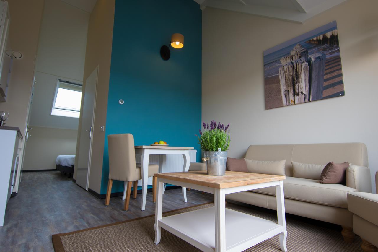 Roompot Strandplevier Hotelsuites De Koog  Bagian luar foto