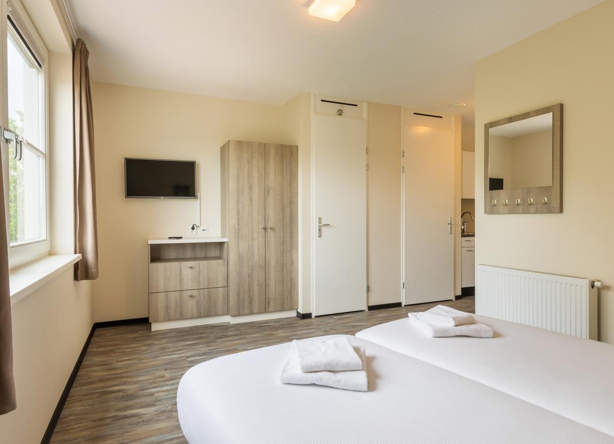 Roompot Strandplevier Hotelsuites De Koog  Bagian luar foto